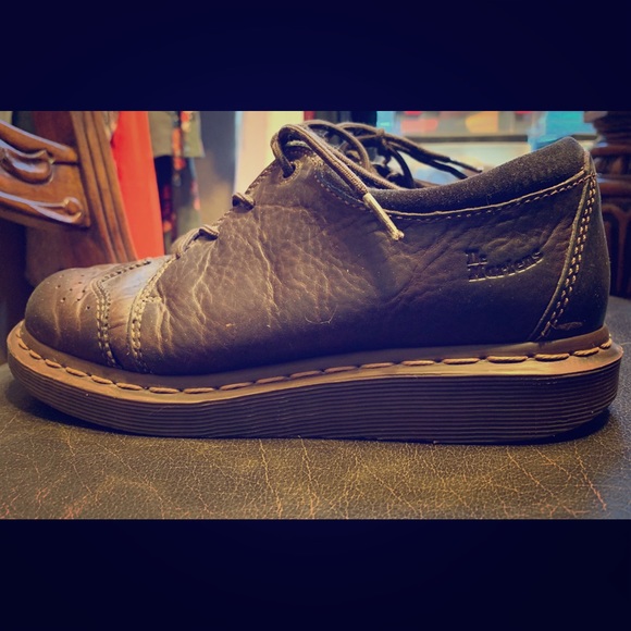 Dr. Martens Shoes - Women’s Dr. Martens